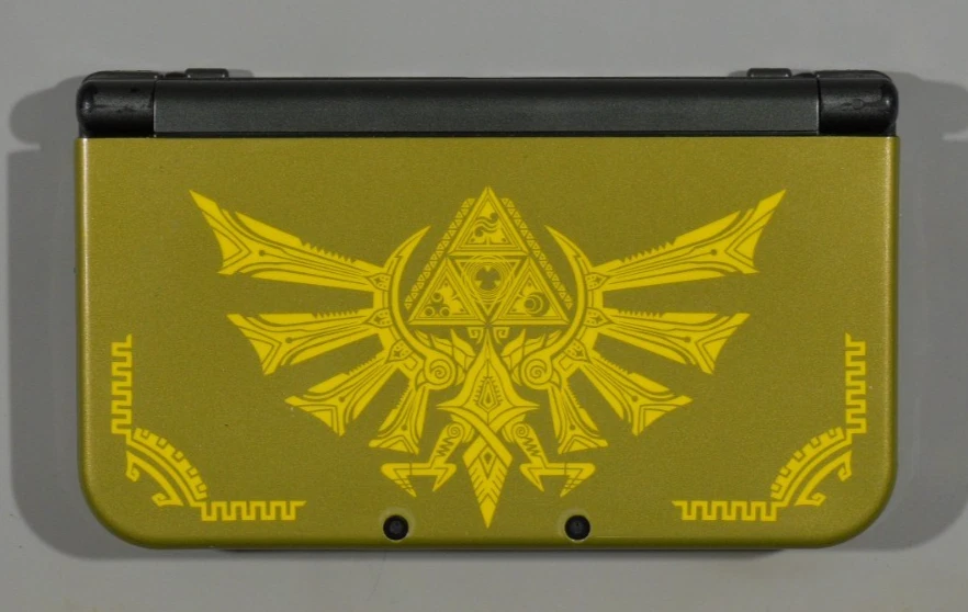 NEW NINTENDO 3DS XL Zelda Edition console portatile